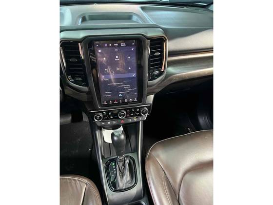 FIAT TORO 2.0 16V TURBO DIESEL RANCH 4WD AT9 FIAT TORO 2.0 16V TURBO DIESEL RANCH 4WD AT9